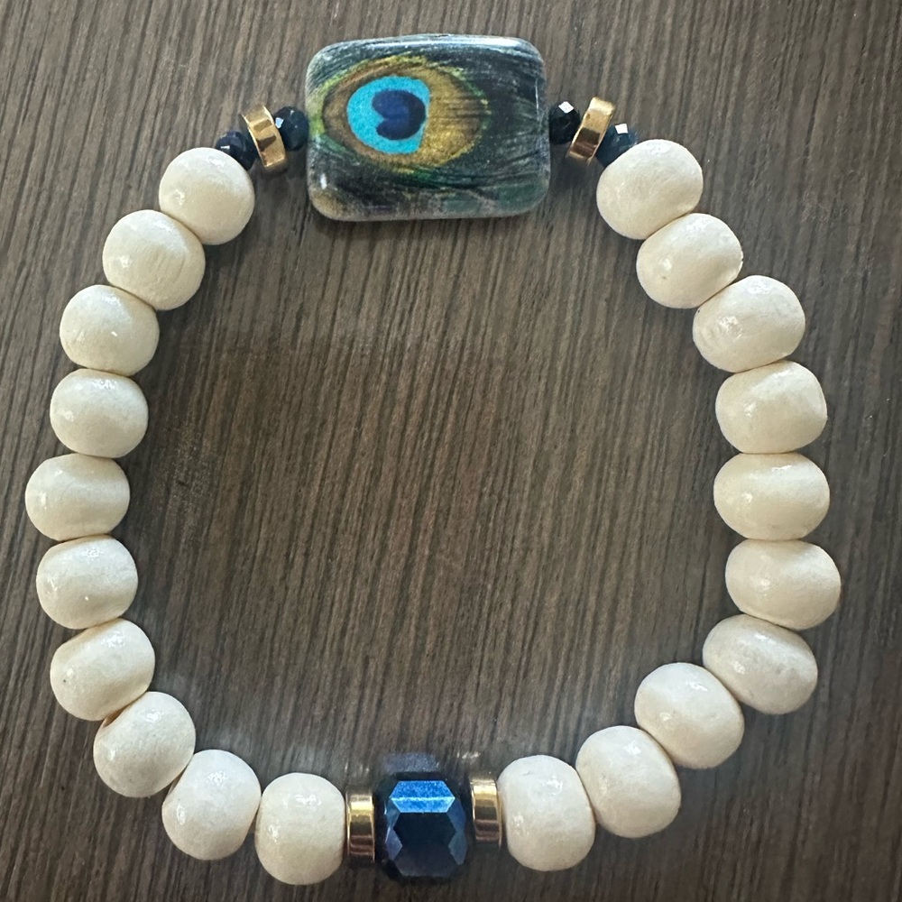 Handcrafted Bohemian Wood Beaded Bracelet ✨🦋✨